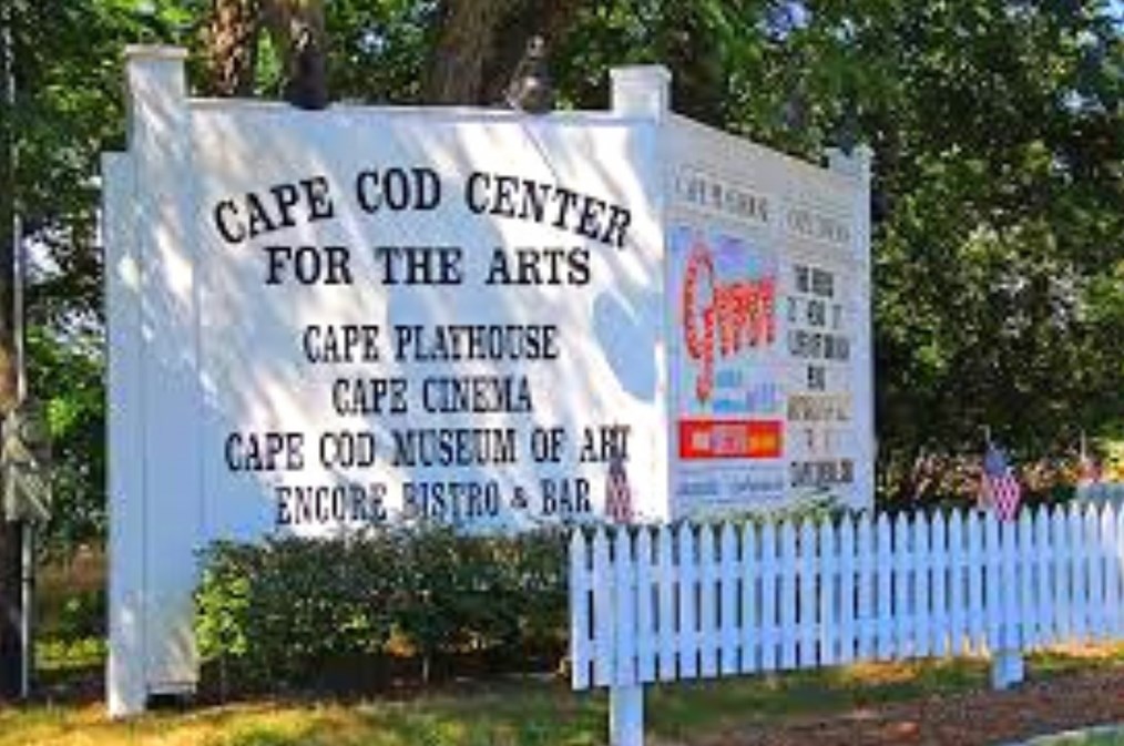 22 Blueberry Path, Yarmouth MA 02675-1475 exterior