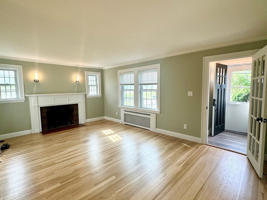 139 Elm St #139, Belmont, MA 02478