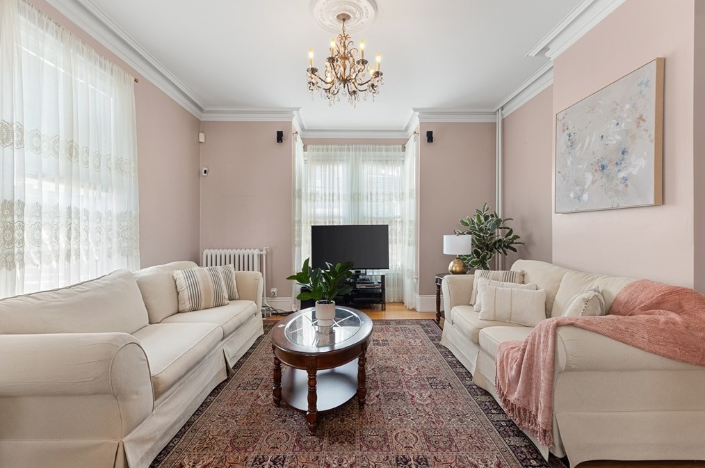 24 Albion St, Malden, MA 02148