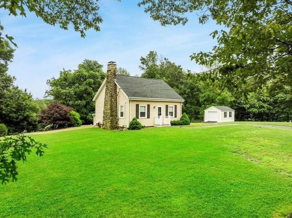 331 Central St, Avon, MA 02322