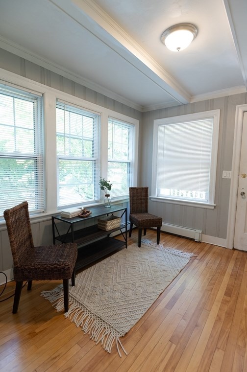 28 Eagle Rd, Worcester MA  01605-3813 exterior