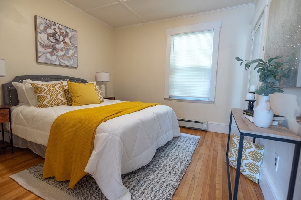 28 Eagle Rd, Worcester MA  01605-3813 exterior