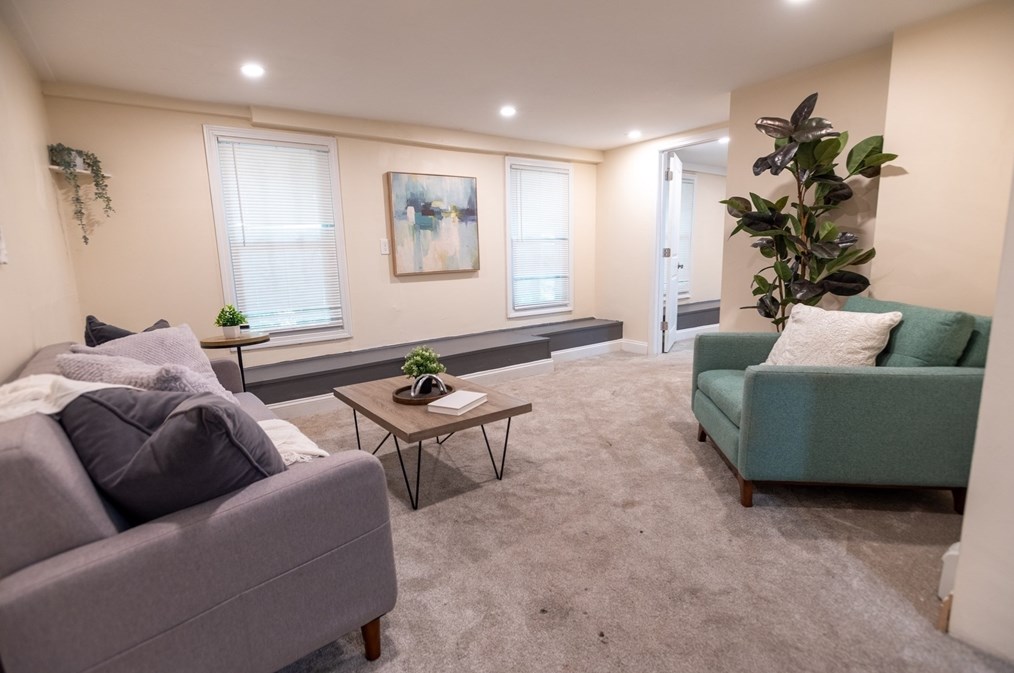 28 Eagle Rd, Worcester MA  01605-3813 exterior