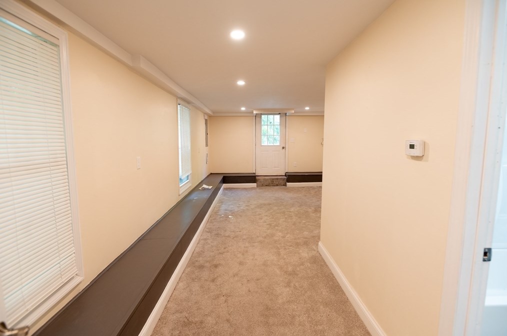 28 Eagle Rd, Worcester MA  01605-3813 exterior