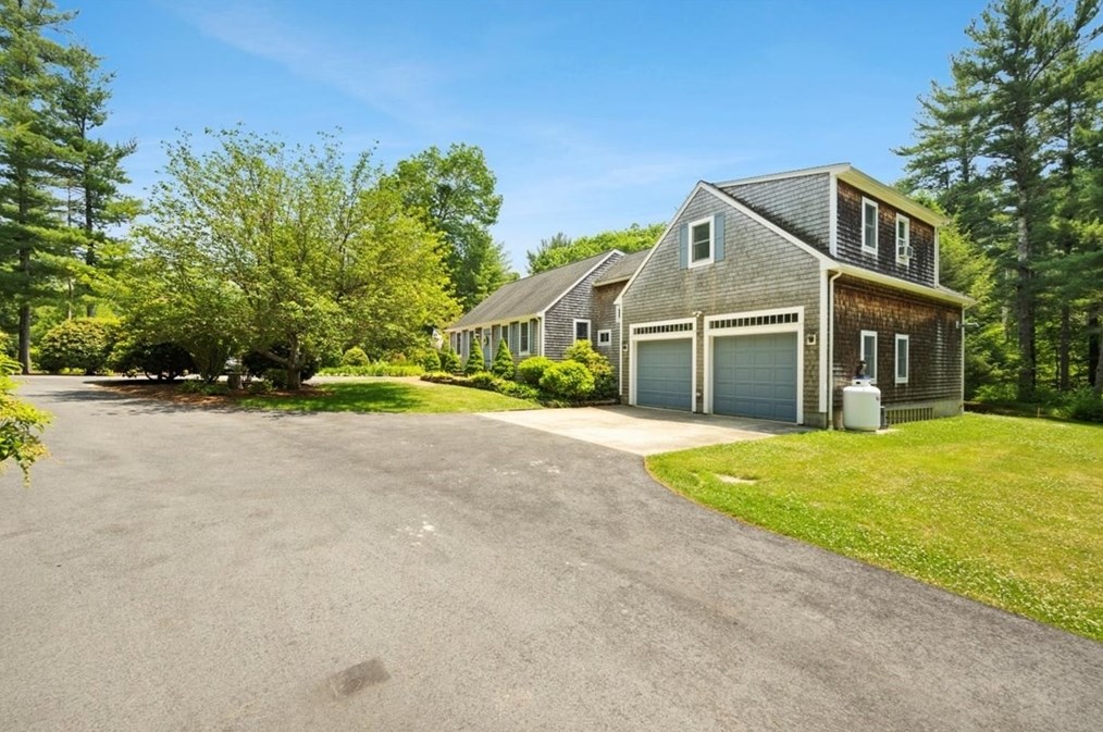 369 Cherry St, East Bridgewater, MA 02324