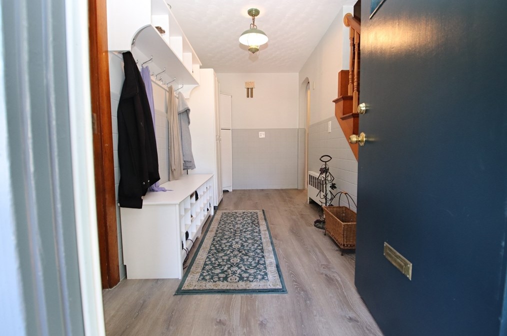 6 Curtis Rd, Saugus, MA 01906