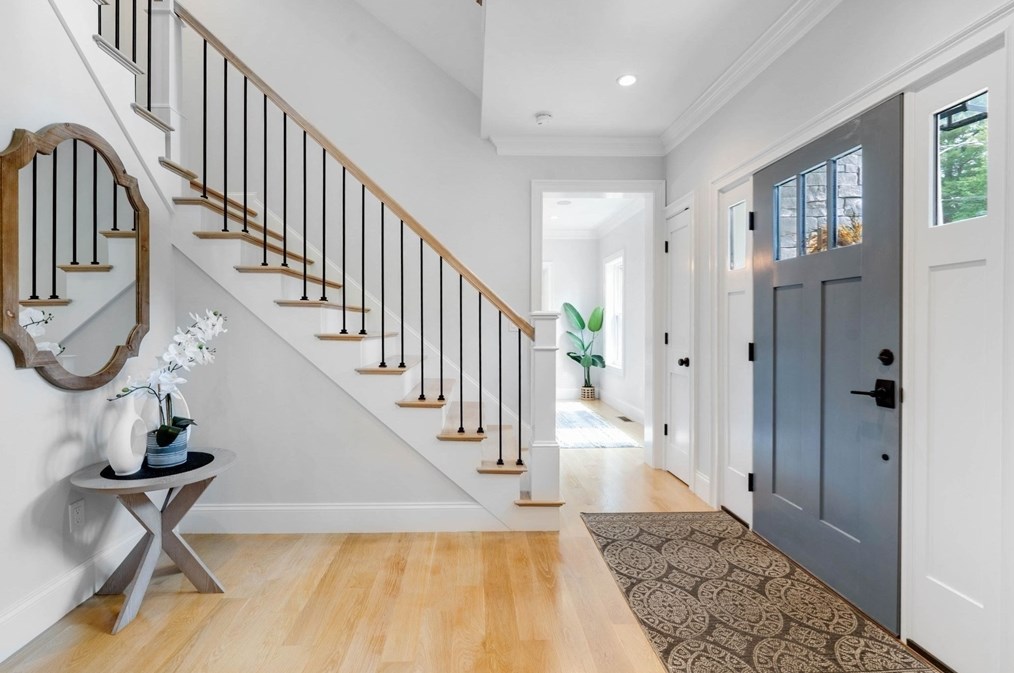 21 Homeland Ave, Saugus, MA 01906