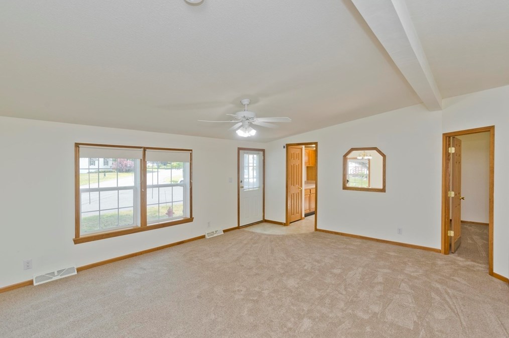 112 Clayton Dr, Springfield, MA 01107