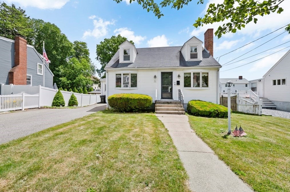 16 Edward Rd, Watertown, MA 02472-2104