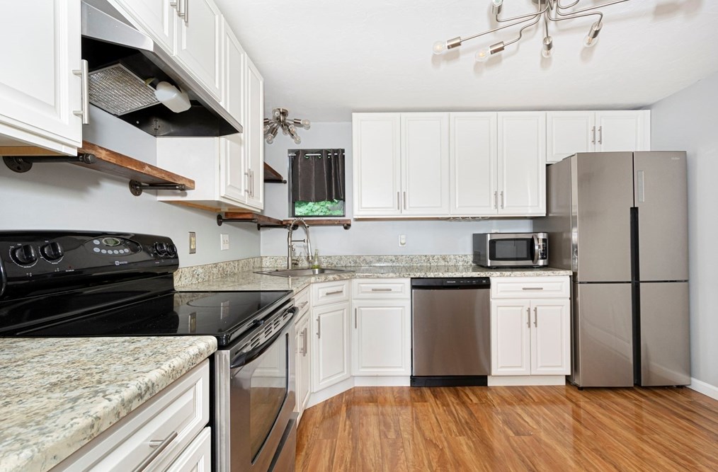 199 Perry Ave #3, Worcester, MA 01610