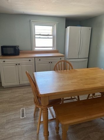 105 Main St, Fairhaven MA 02719-3046 exterior