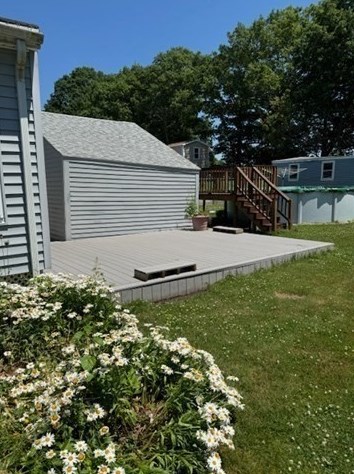 105 Main St, Fairhaven MA 02719-3046 exterior