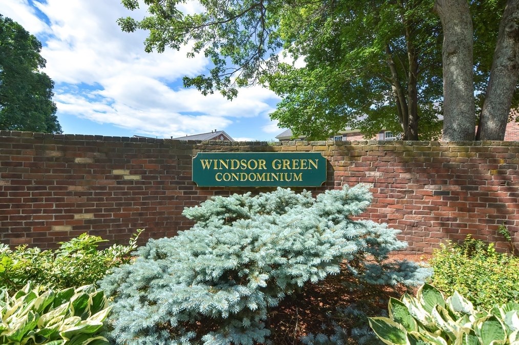 1605 Windsor #1605, Framingham, MA 01701