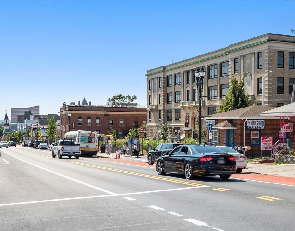 599 Broadway, Everett MA  02149-3712 exterior