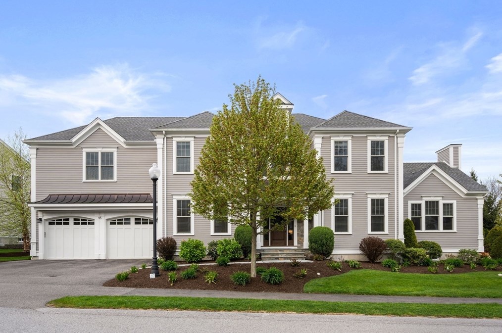 45 Rockwood Ln, Needham, MA 02492 exterior