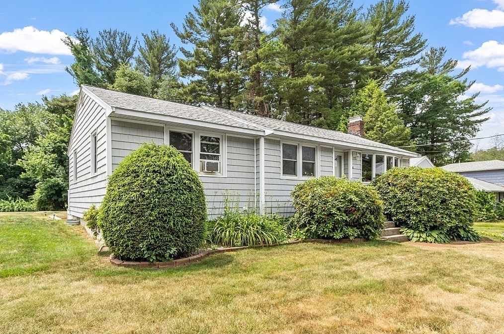 38 Anthony Rd, North Reading, MA 01864