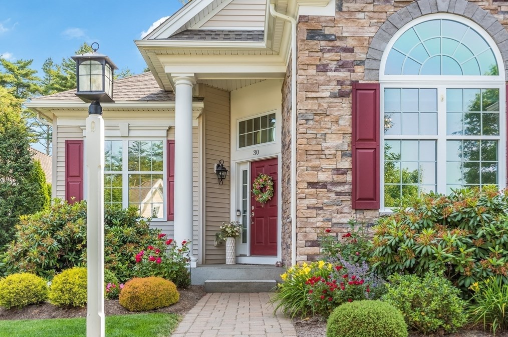 30 Woodsong, Plymouth, MA 02360