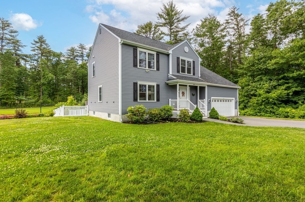 38 Dodge Rd, Rowley, MA 01969