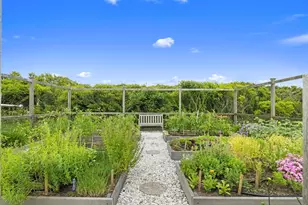 28 Bosworth St, Nantucket, MA 02554 - Photo 32