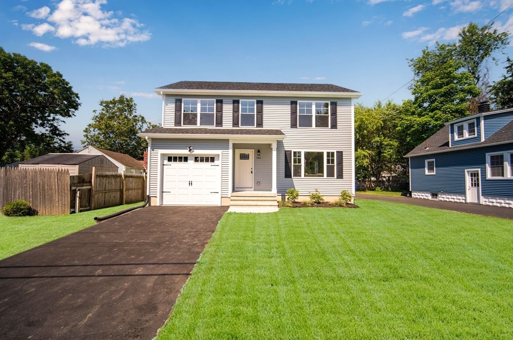 162 Gilbert Ave, Springfield, MA 01119