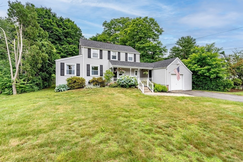 94 Poplar Ave, West Springfield, MA 01089