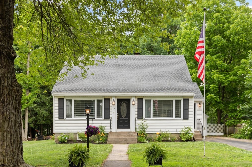 47 Anderson Ave, Worcester, MA 01604