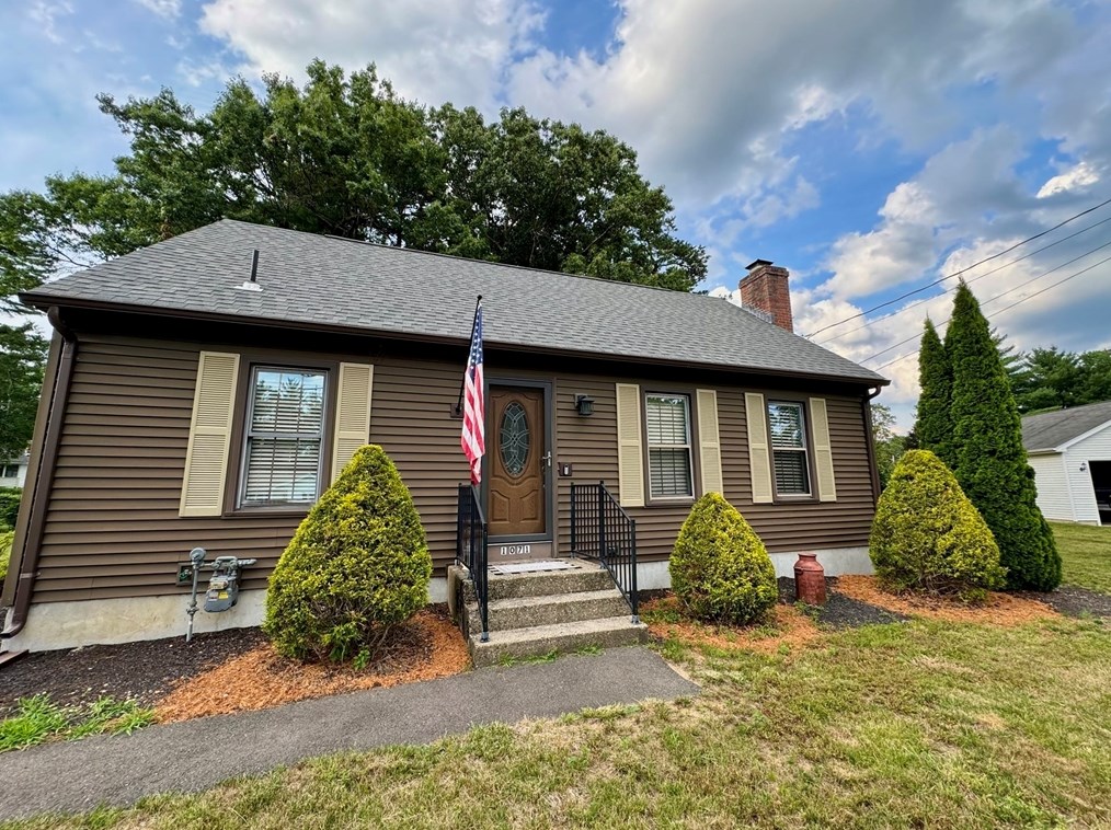 1071 Shaker Rd, Montgomery, MA 01085