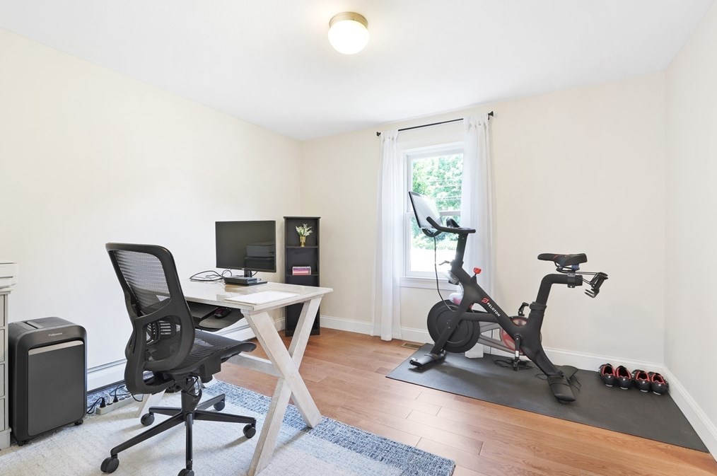 247 Greendale Ave, Needham MA  02494-2026 exterior