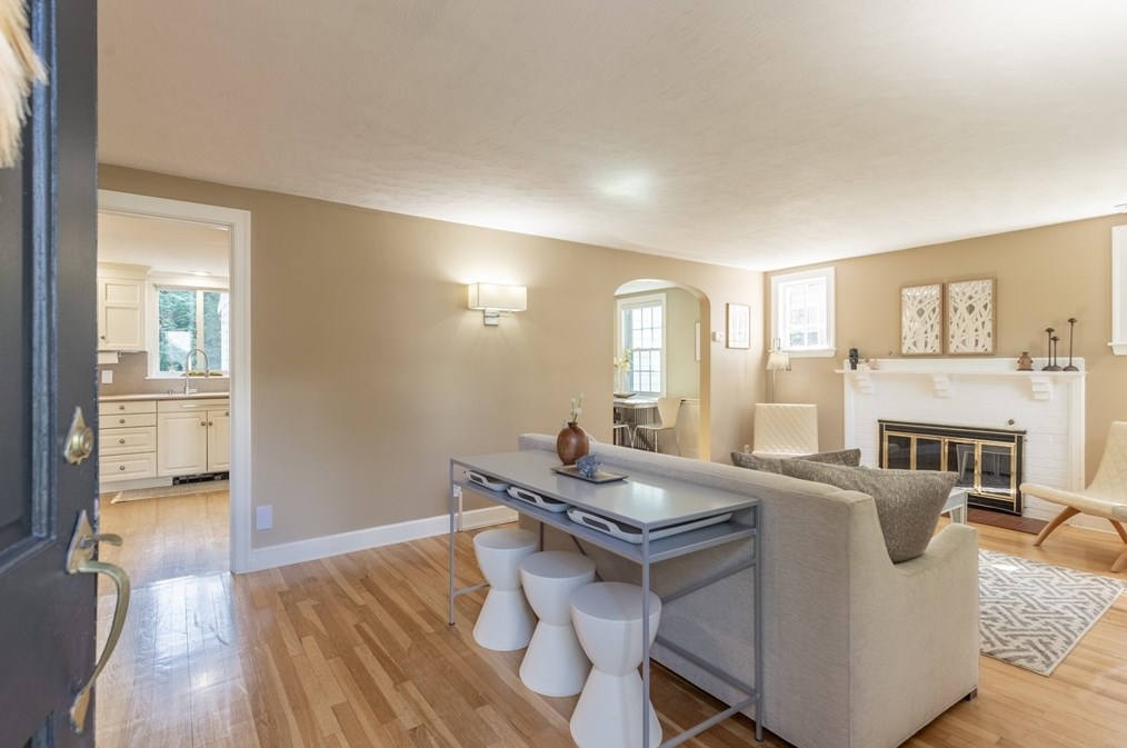 29 N Hancock St, Lexington, MA 02420