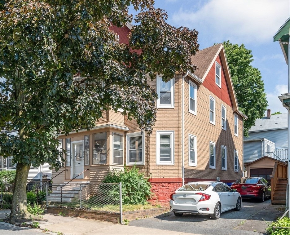 110 Ashland St, Malden MA  02148-7036 exterior