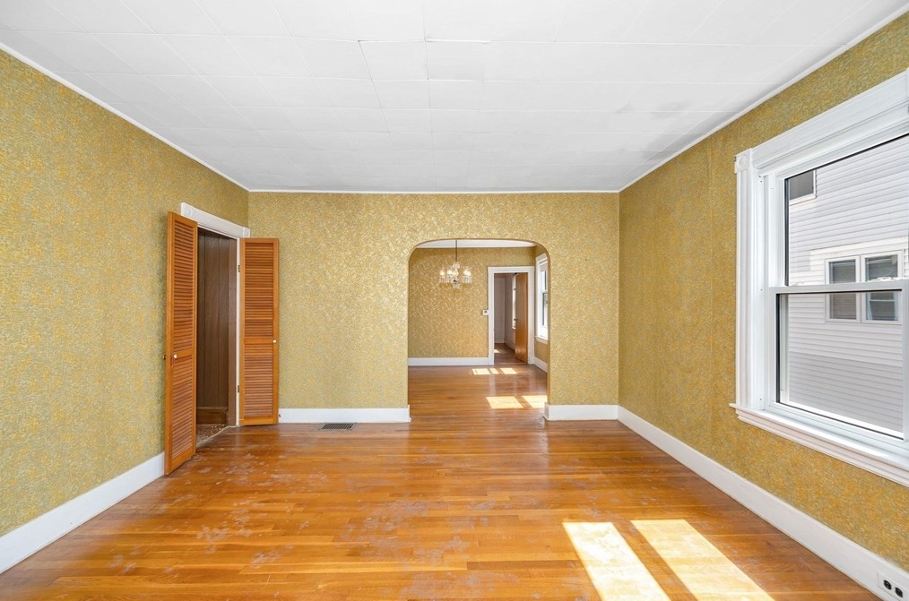 110 Ashland St, Malden MA  02148-7036 exterior