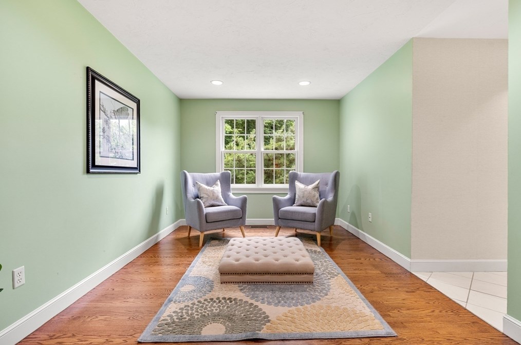 330 Grn St, Northborough MA 01532-1015 exterior