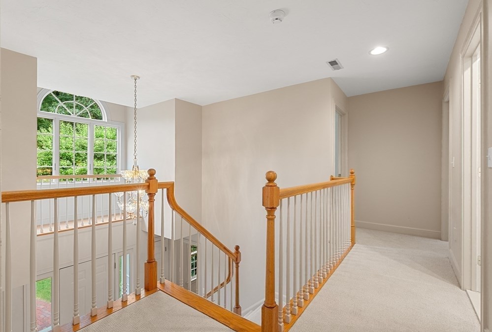 330 Grn St, Northborough MA 01532-1015 exterior