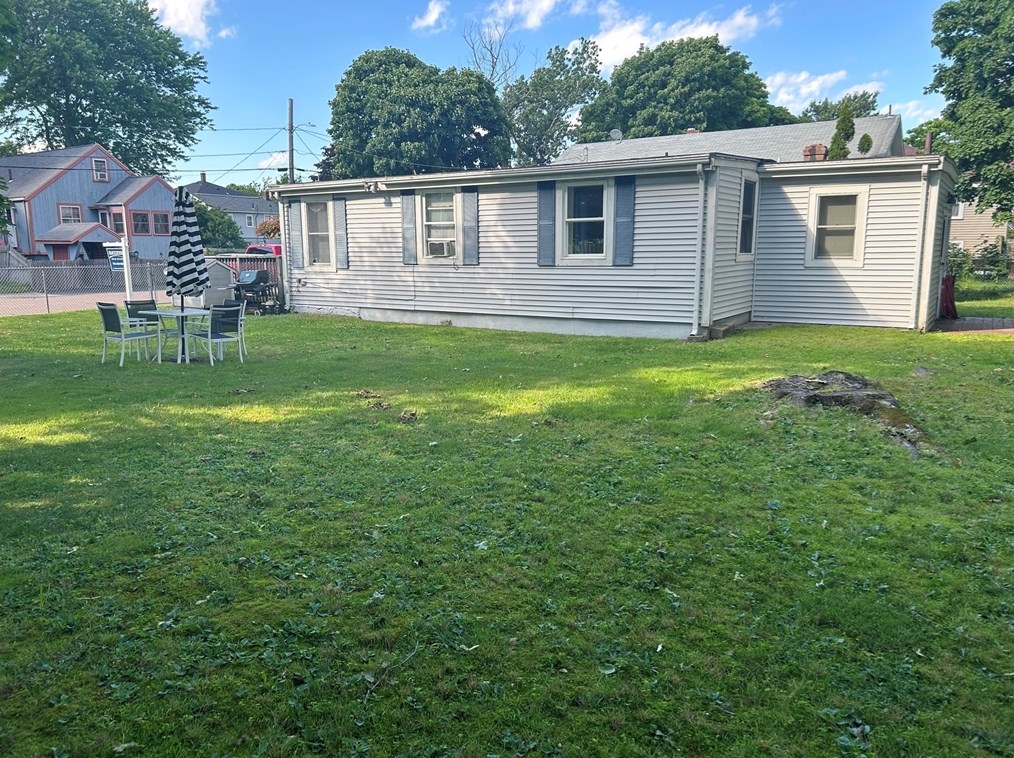 22 Belmont St, Hull, MA 02045