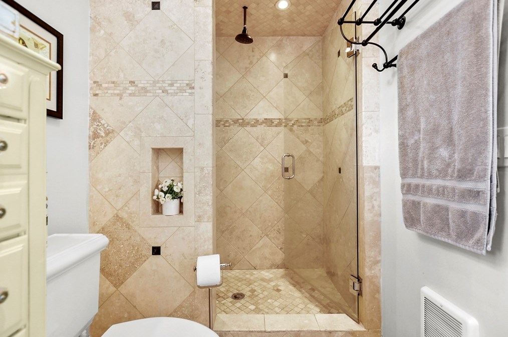 229 Webster St, Malden MA 02148-4426 exterior