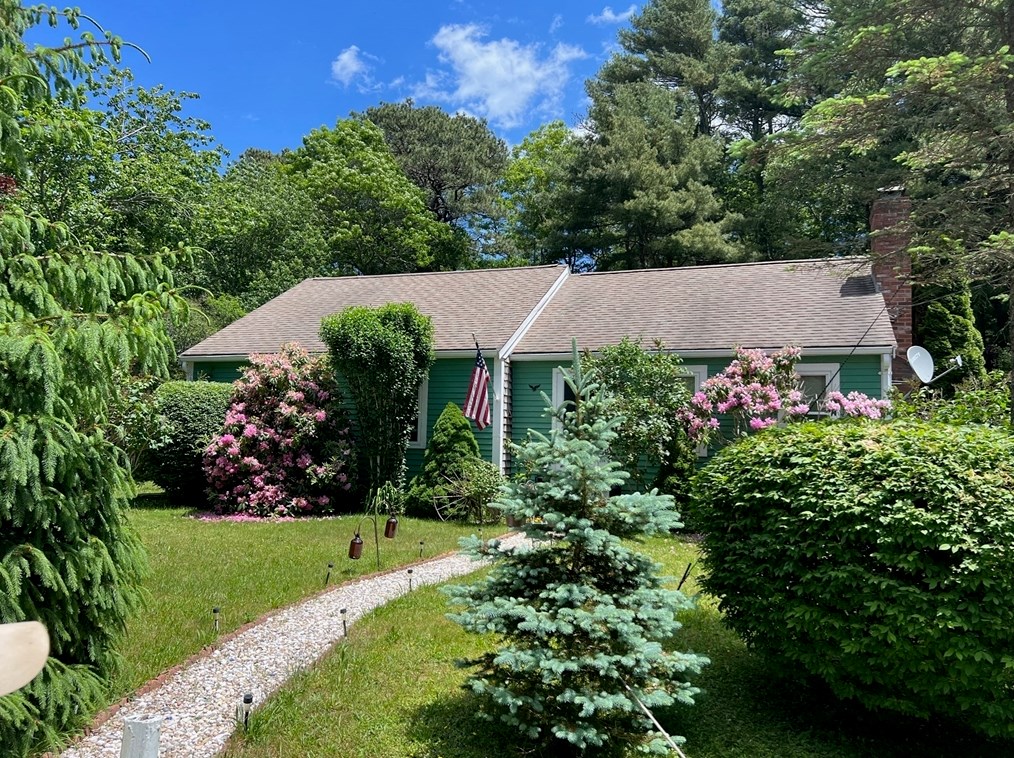 138 Herring Pond Rd, Plymouth, MA 02360