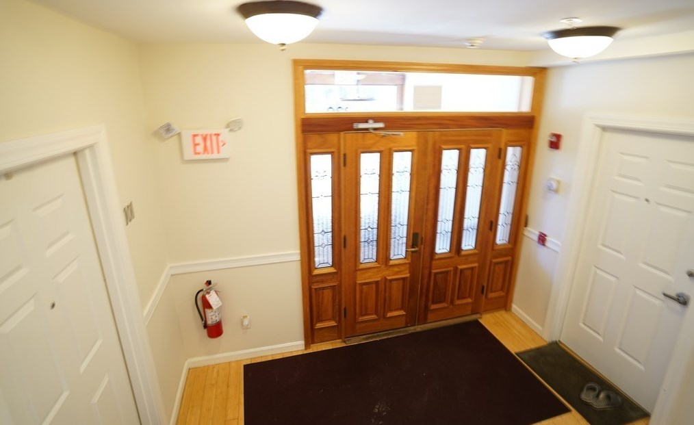 330 Summit Ave Unit 305, Boston, MA