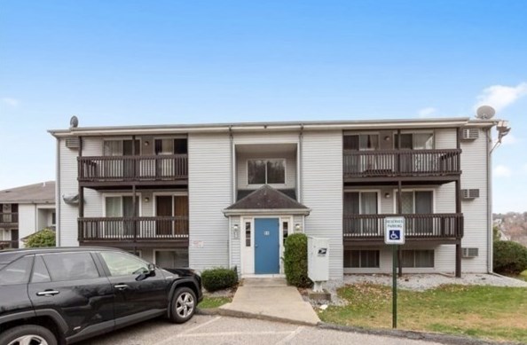 11 Gibbs St Unit 136, Worcester, MA 01607