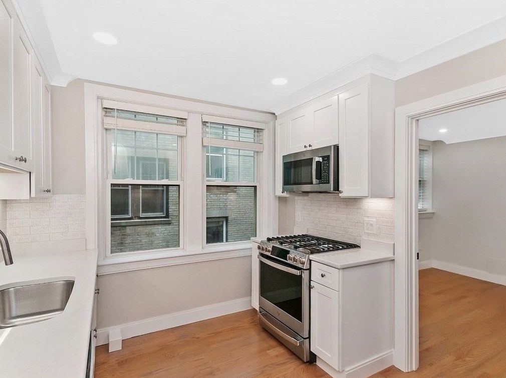 2031 Commonwealth Ave #10, Boston, MA 02135