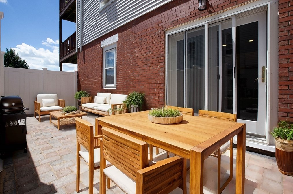 23 Chestnut St #1l, Chelsea, MA 02150