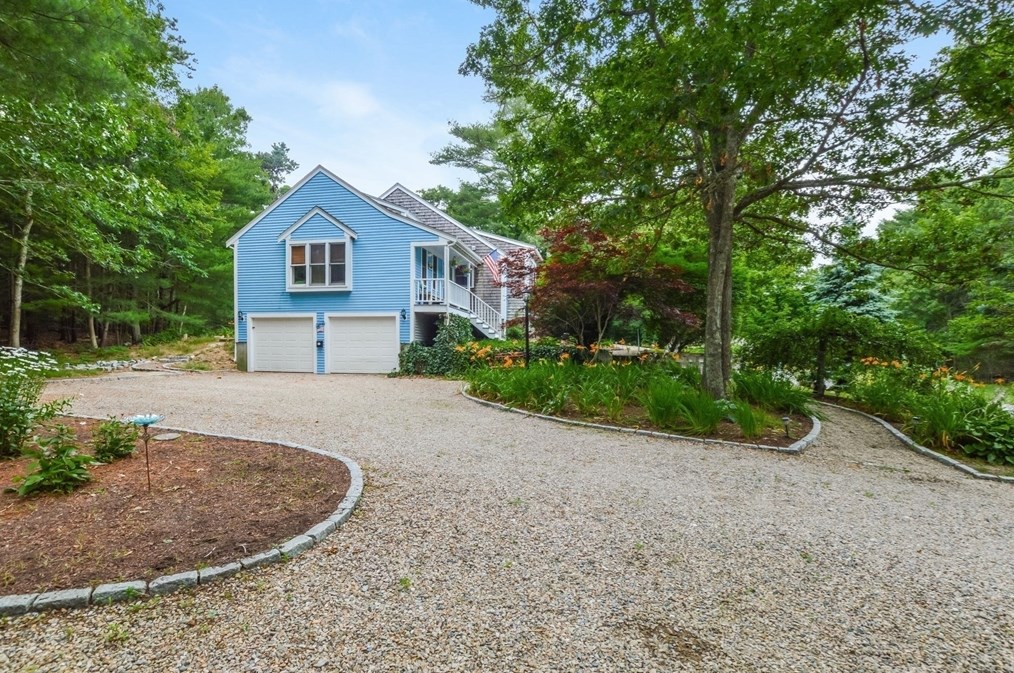6 Anchor Dr, Sandwich, MA 02644