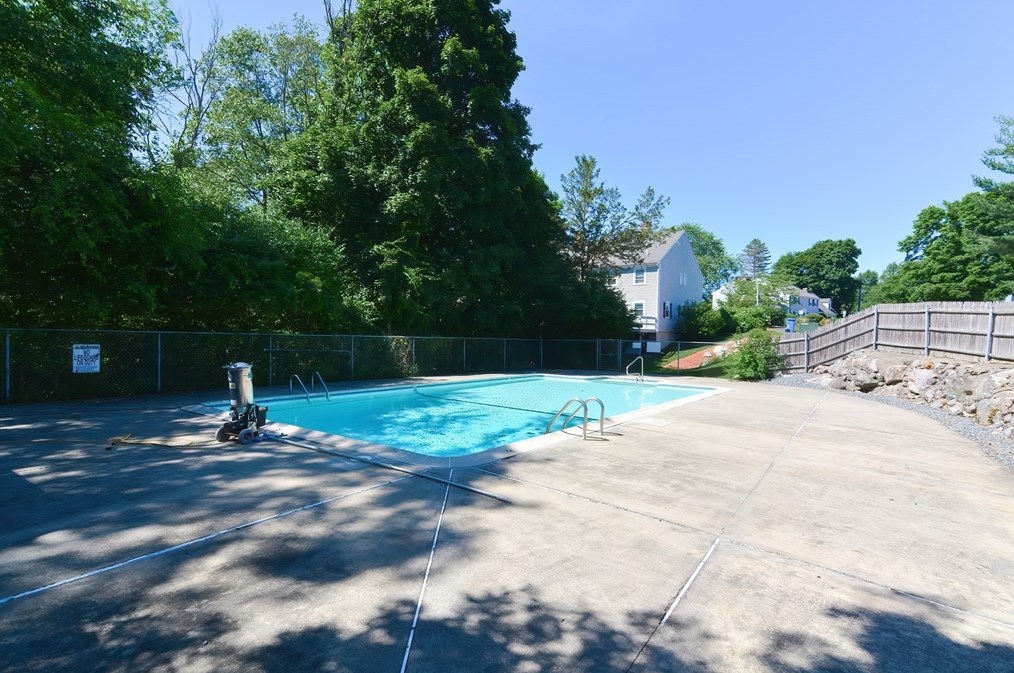 37 Casey Cir Unit 37, Waltham, MA