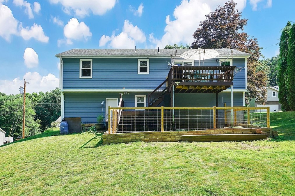 121 Beacon Hill Rd, West Springfield, MA 01089