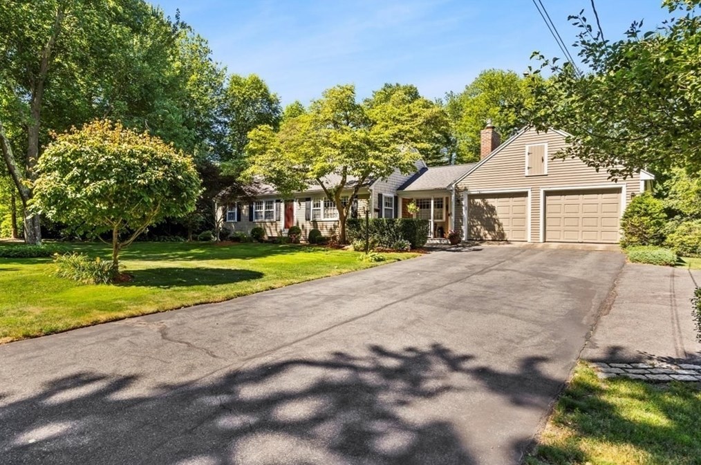 167 South Dr, East Bridgewater, MA 02324