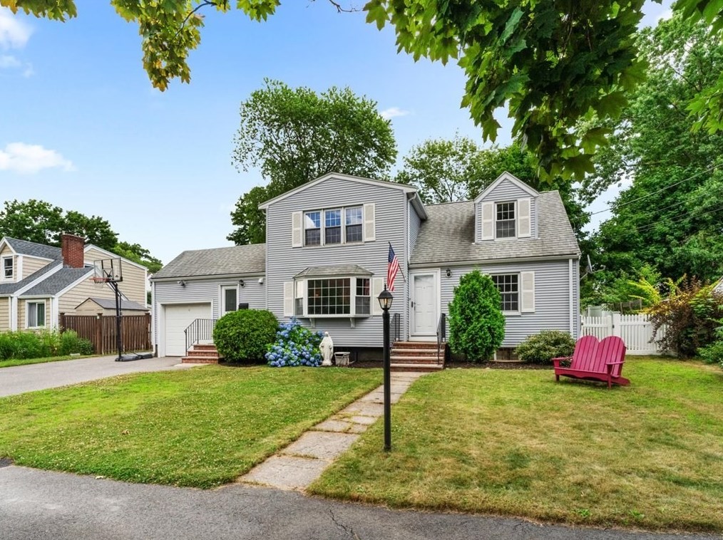 139 Beal Rd, Waltham, MA 02453