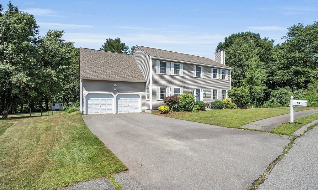 34 Pingry Way, Ayer, MA 01432 exterior