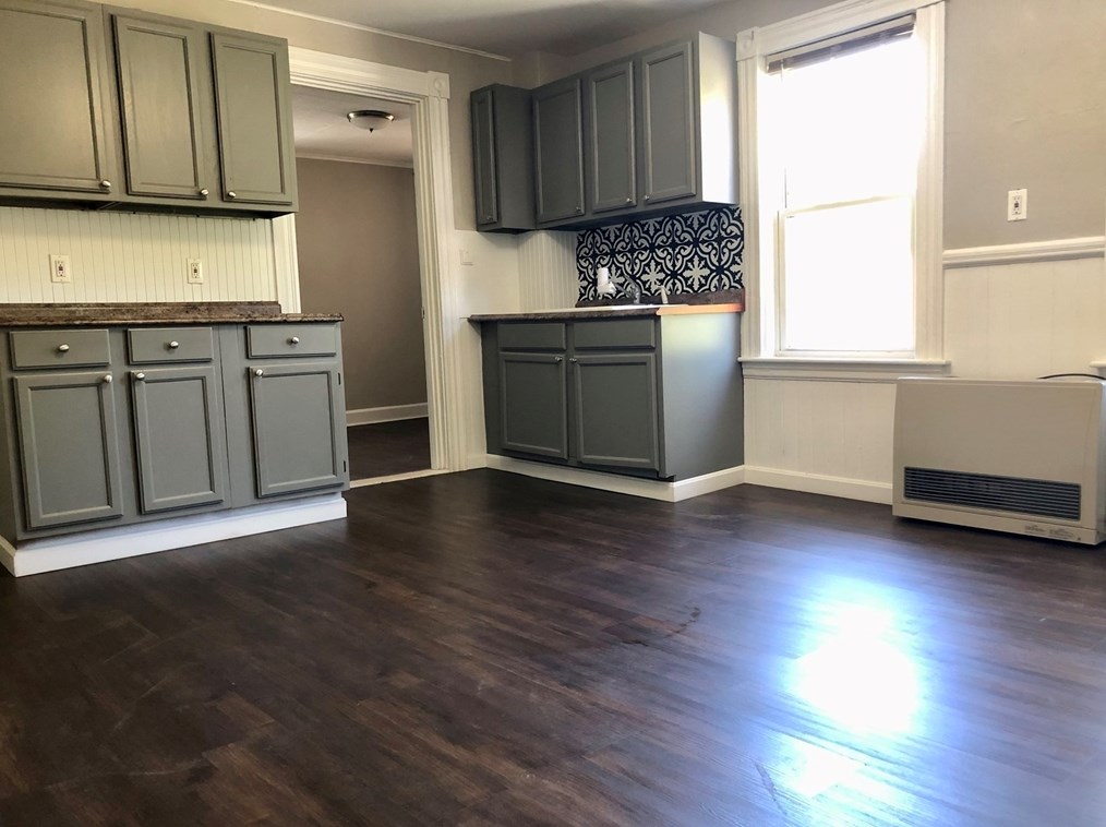 389 Mechanic St, Leominster MA  01453-4445 exterior