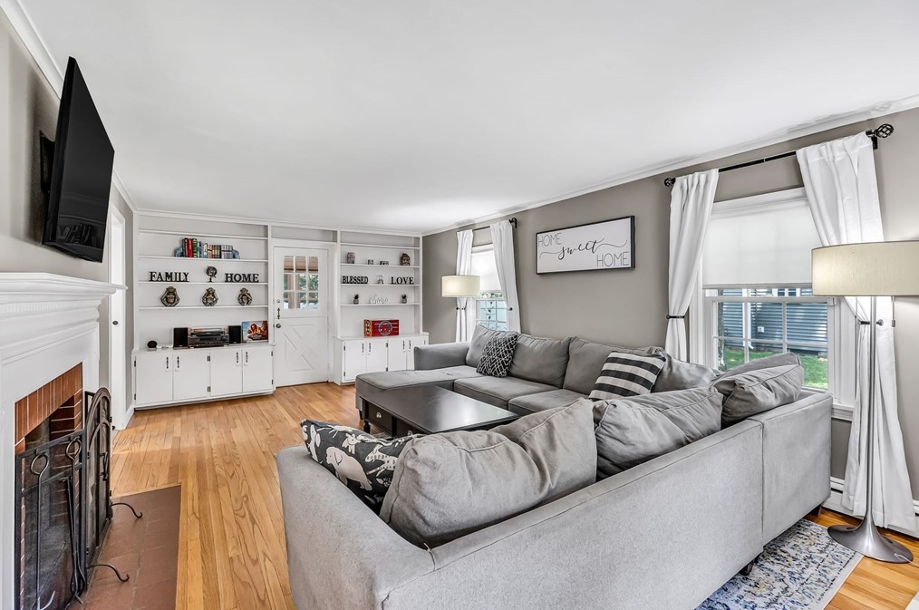 498 Converse St, Springfield MA  01106-1713 exterior