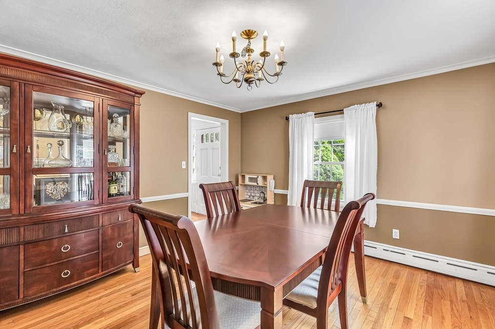 498 Converse St, Springfield MA  01106-1713 exterior