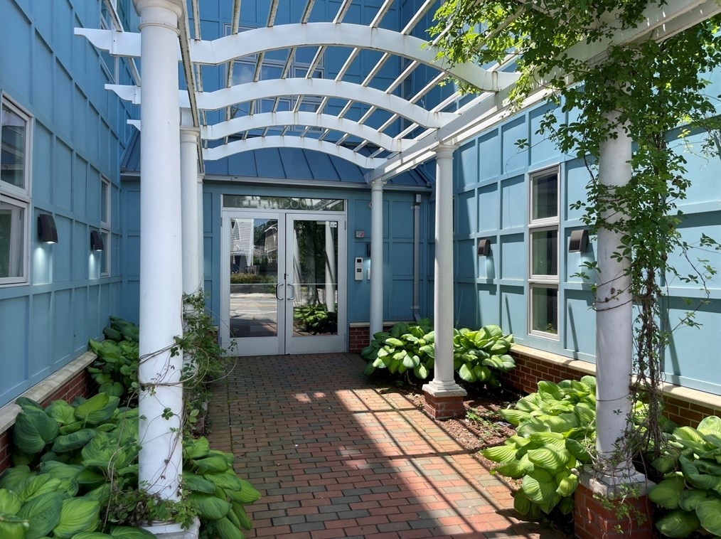 151 Hancock St #5, Quincy, MA 02171